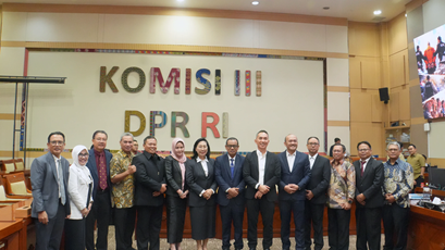 14 CALON HAKIM AGUNG DAN HAKIM AD HOC MA DISETUJUI KOMISI III DPR